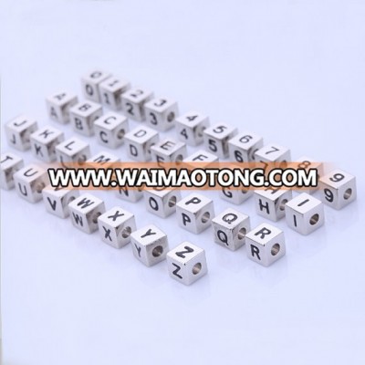 2016 Yiwu factory wholesale 6mm size metal alphabet letter beads